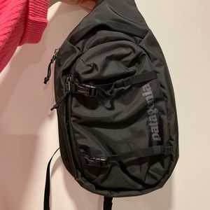 Patagonia Atom Sling bag 8L